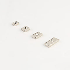 Rechthoekige Neodymium Potmagneet met Verzonken Gat – Nikkel Coating
