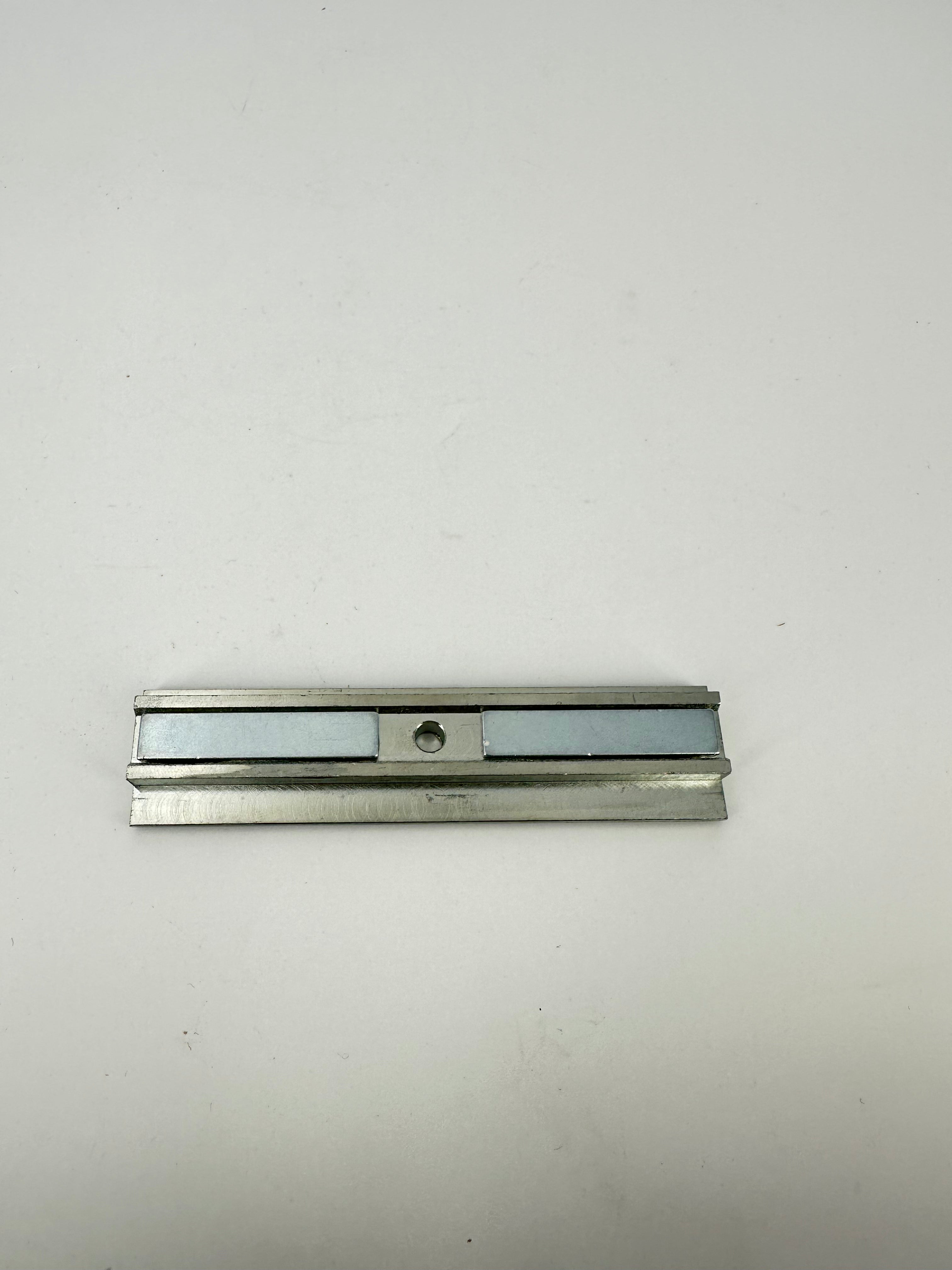 Magneet voor Ankerrail – Sterke bevestiging voor een perfecte plaatsing